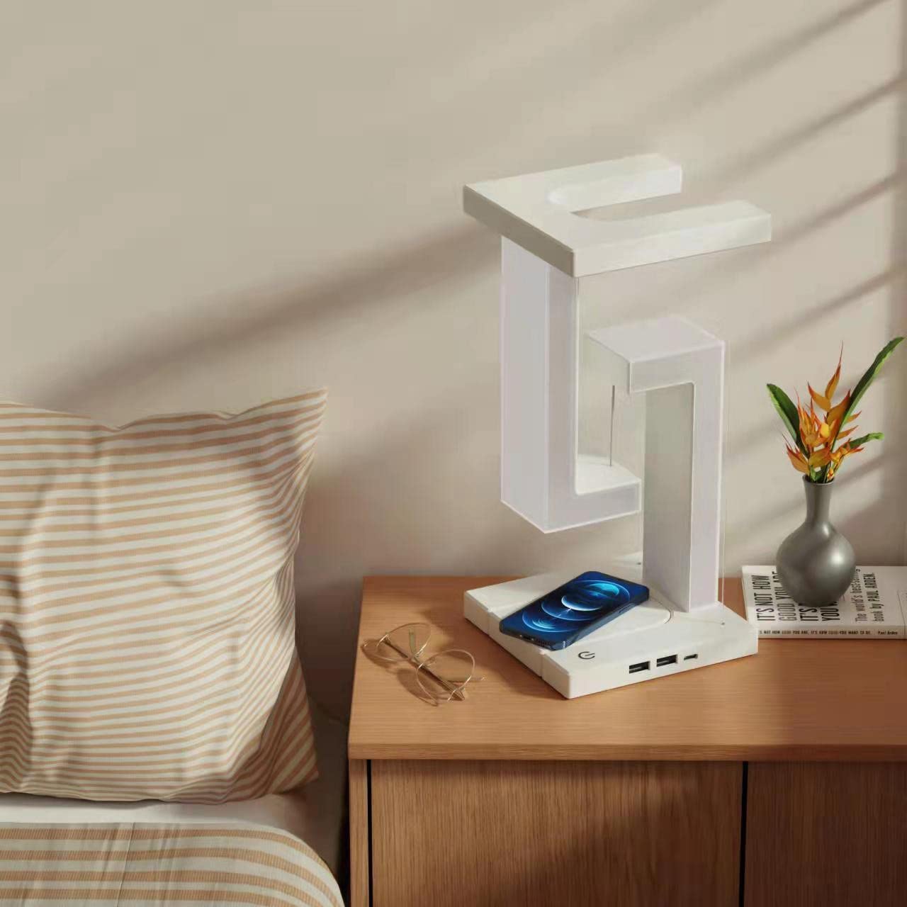 Suspension Lamp Charging Station